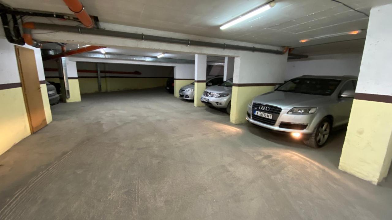 Apartament Deluxe Karina-Free Parking Burgas Extérieur photo